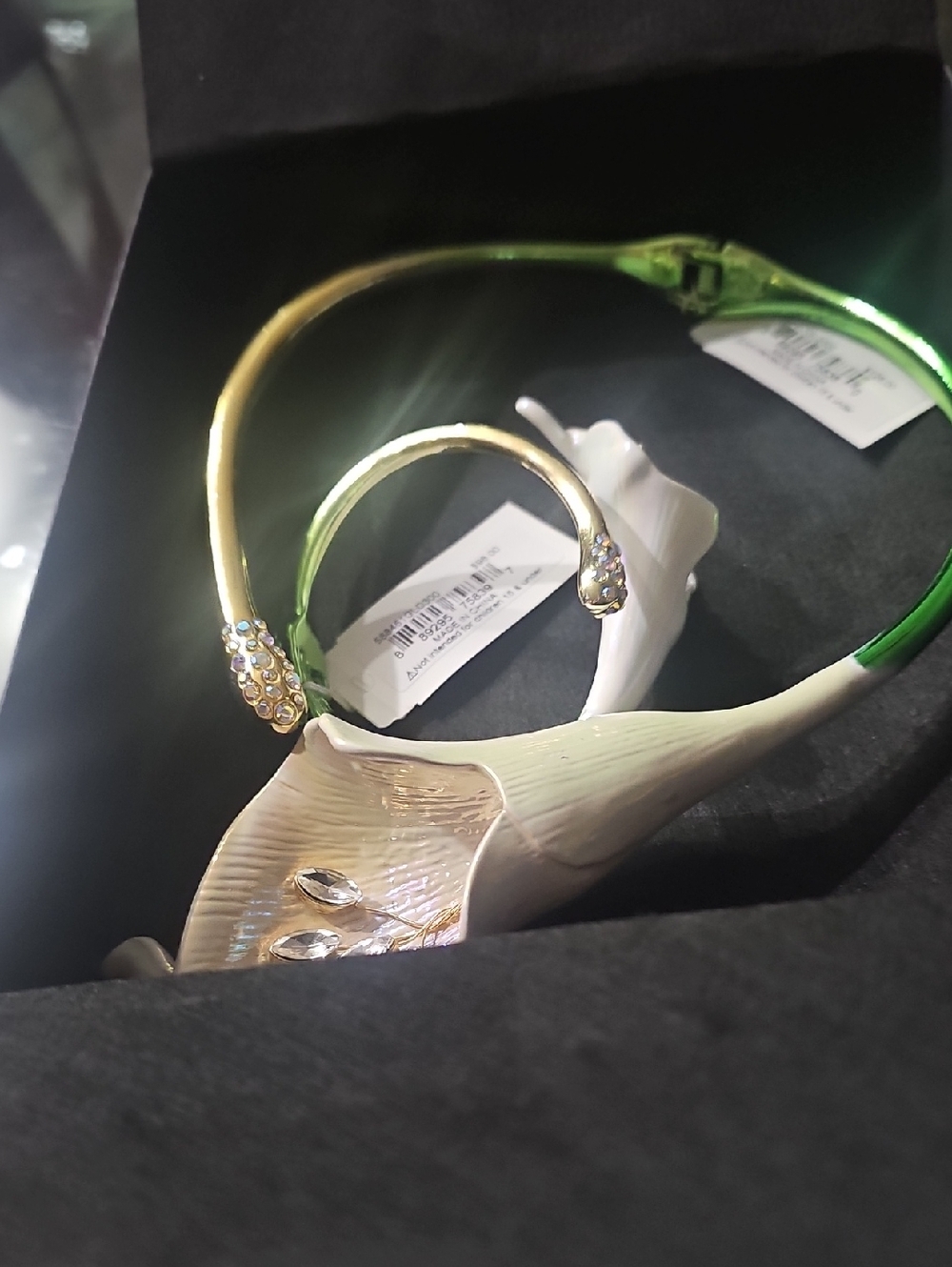 Betsey Johnson Gold and Green Floral Collar Necklace And Bracelet